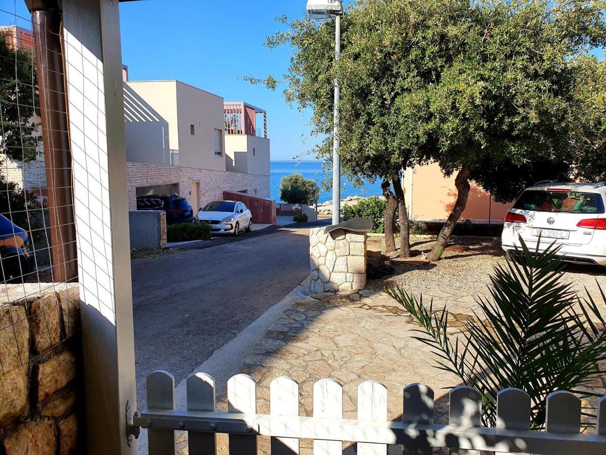 מאנדרה Apartments Cikac II - Modern Apartments By The Beach מראה חיצוני תמונה