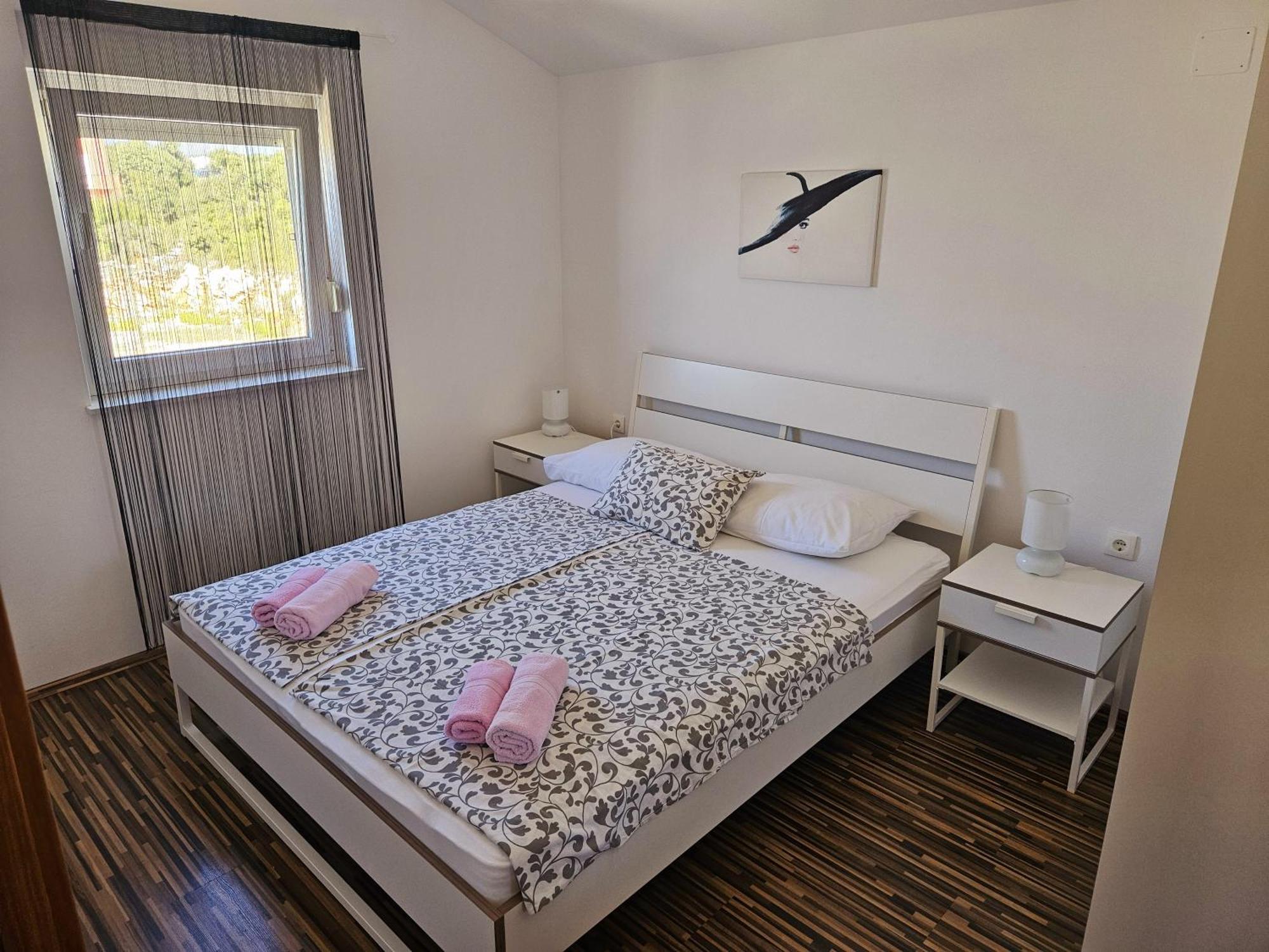 מאנדרה Apartments Cikac II - Modern Apartments By The Beach מראה חיצוני תמונה