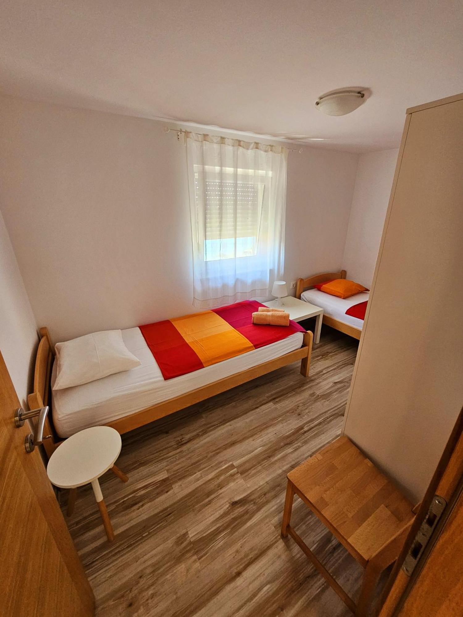 מאנדרה Apartments Cikac II - Modern Apartments By The Beach מראה חיצוני תמונה